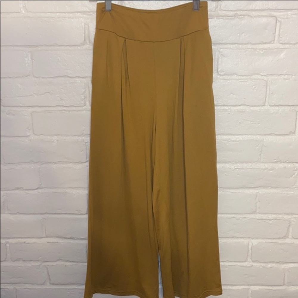 Pants - Picture 2 of 5